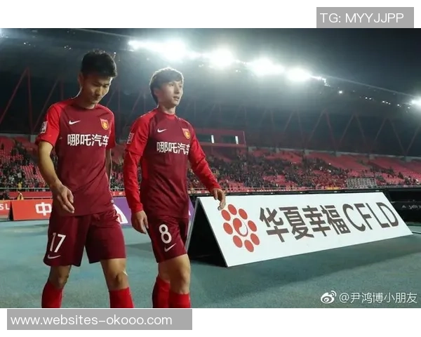 华夏队与松江队热身赛精彩对决展现球队新阵容与战术调整 华夏队与松江队热身赛精彩对决展现球队新阵容与战术调整